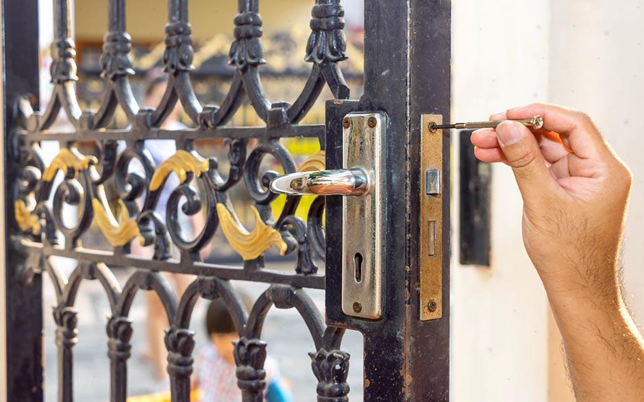  ouverture de porte claquée serrurier Bouqueval